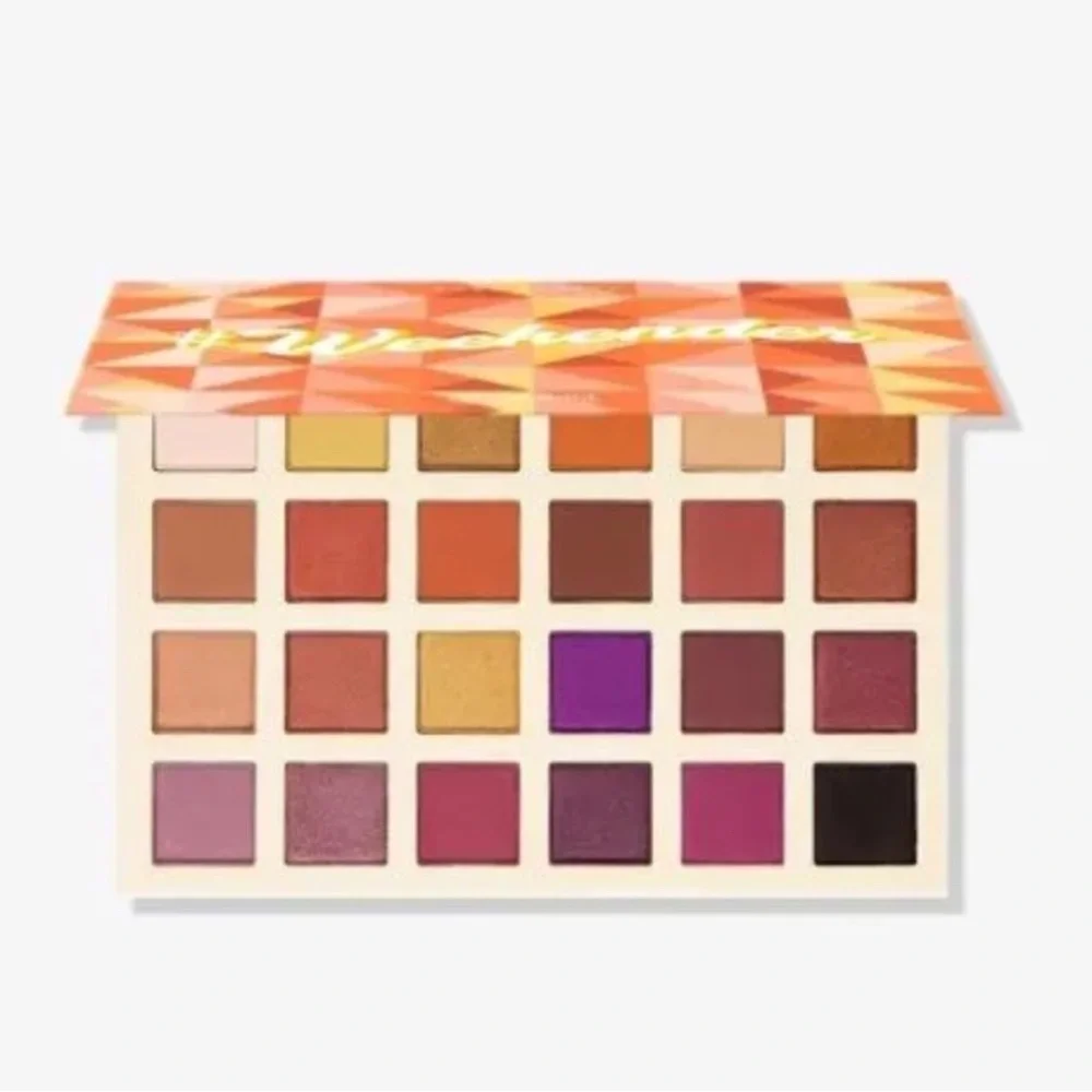 Kara Beauty #Weekender 24 Pan Eyeshadow Palette new & sealed in Original…